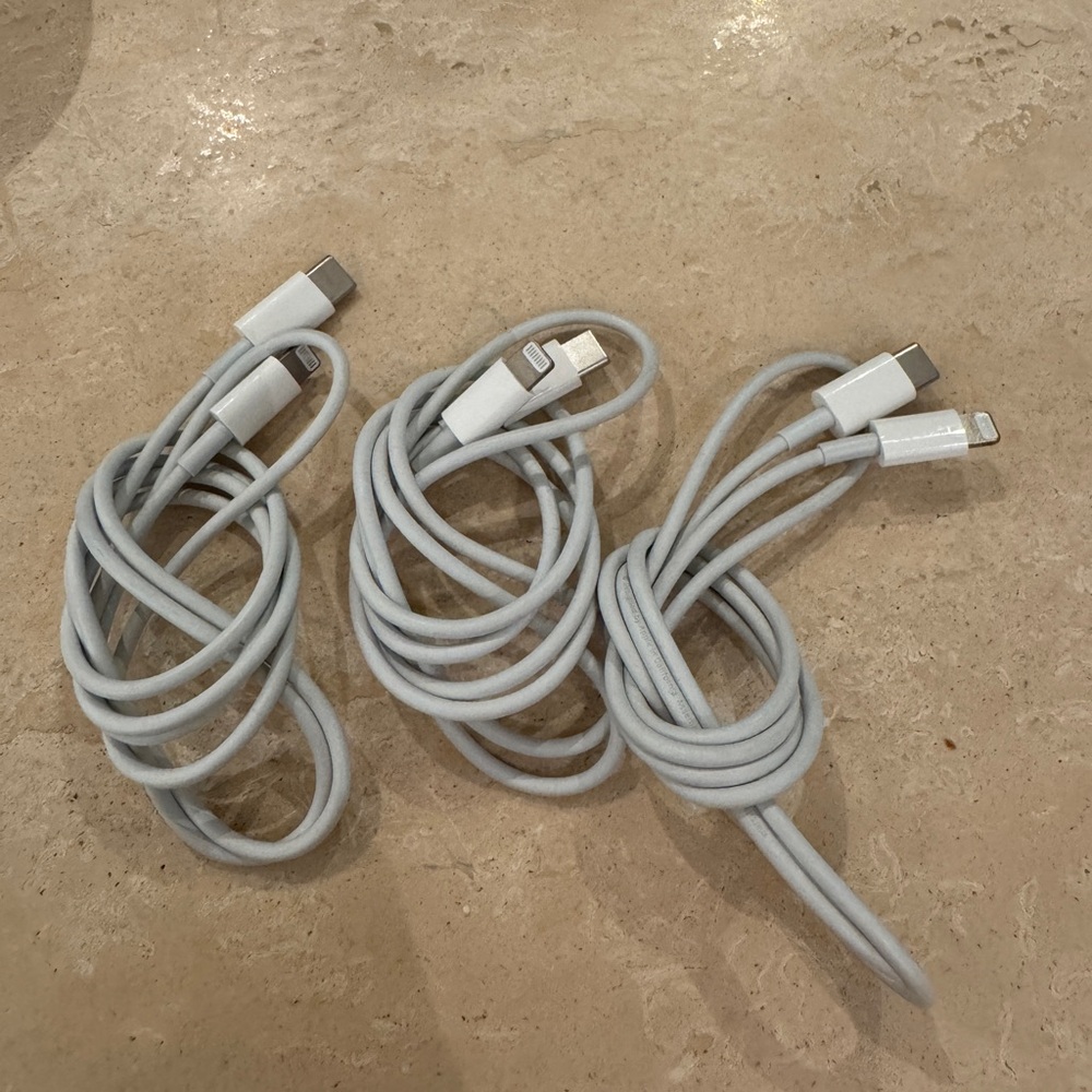 Official Apple Branded Lighting to USB C 3FT Charging Cables